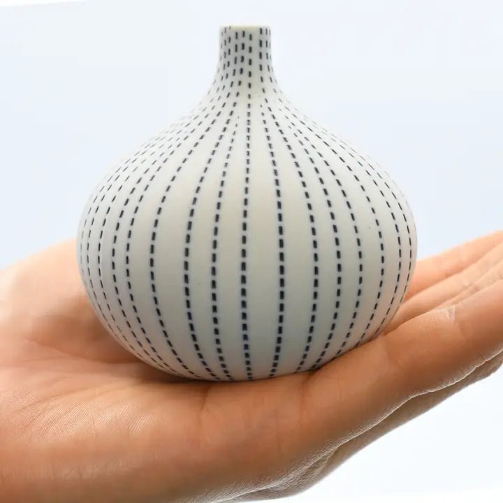 Vase - 192W26 Congo Tiny Bud Vase