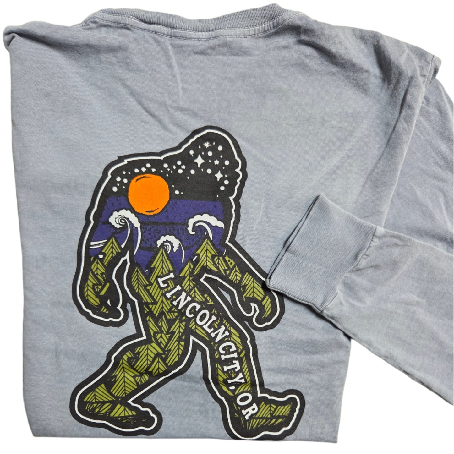 T-Shirt - Long Sleeve Bigfoot Wave Pines