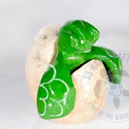 Figurine Marble Hatchling Green Turtle 1/2"