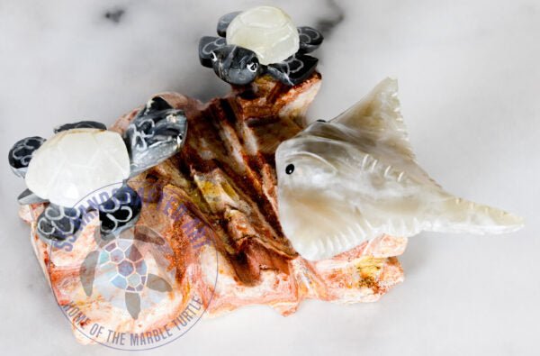 Figurine Marble 2 Turtle & 1 Stingray 4"