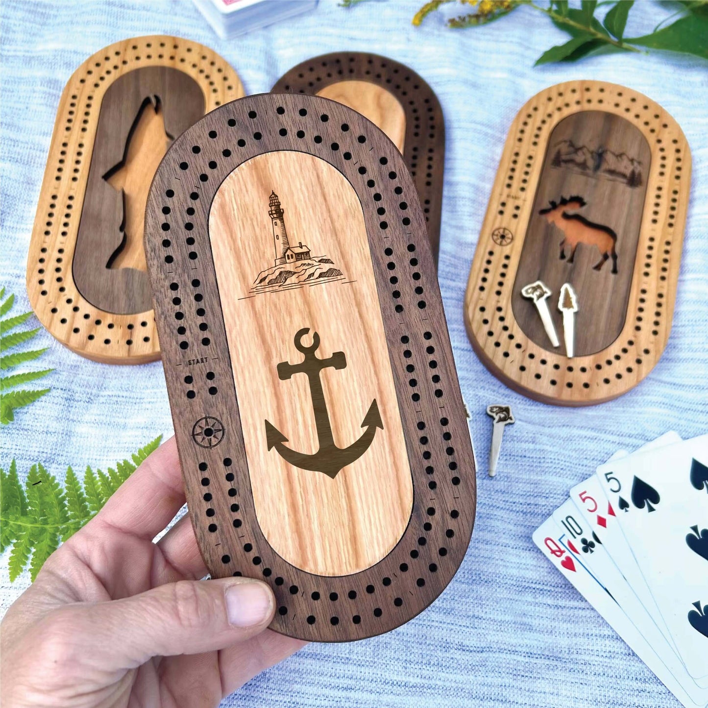 Wildlife Mini Travel Cribbage Board & Custom Pegs Set: Anchor