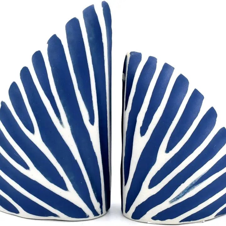 Salt & Pepper Shaker - Congo Blue Shells