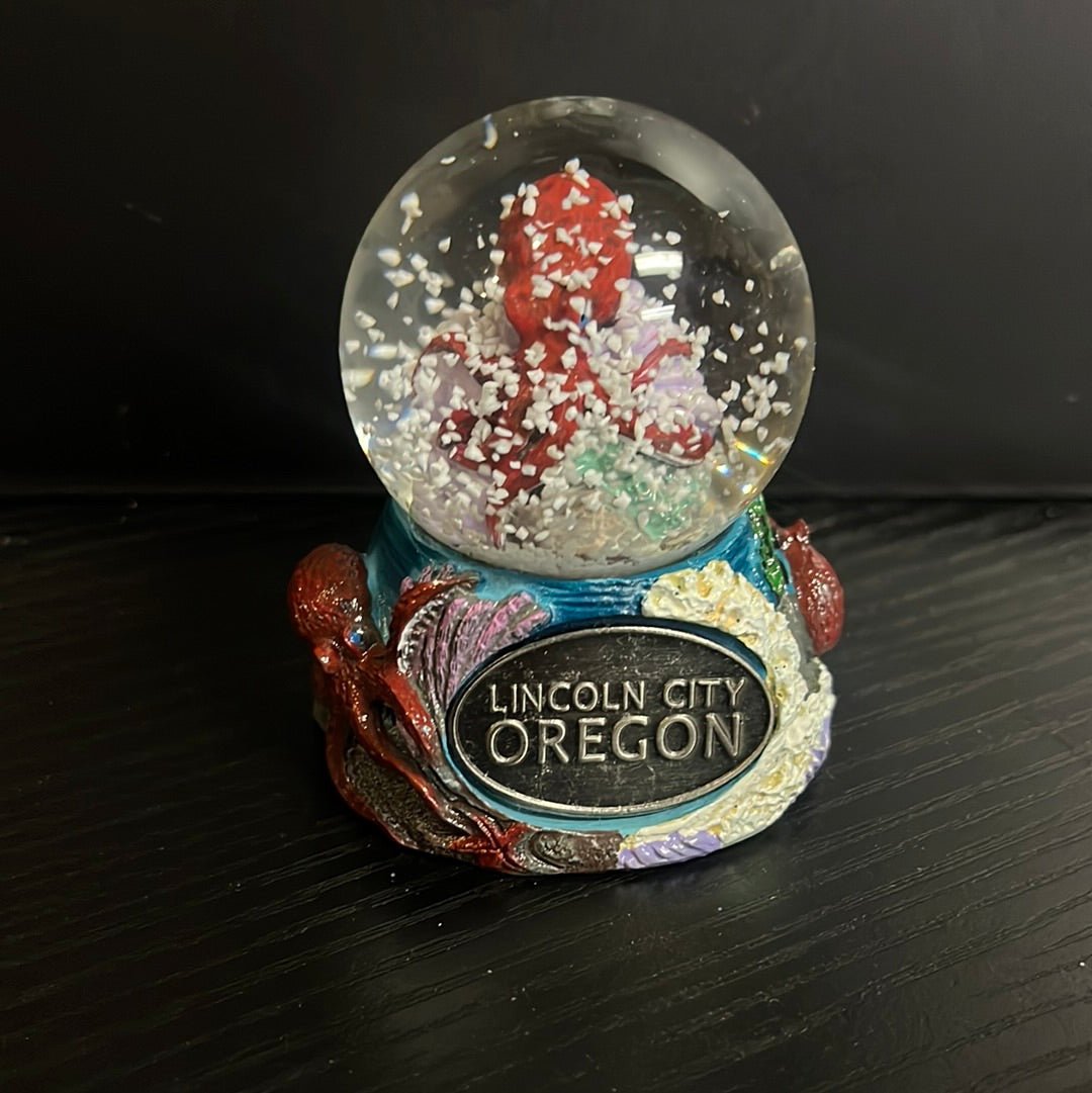 Octopus 45mm Snow Globe