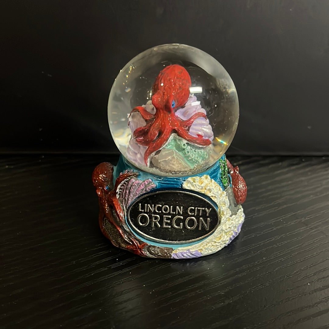 Octopus 45mm Snow Globe