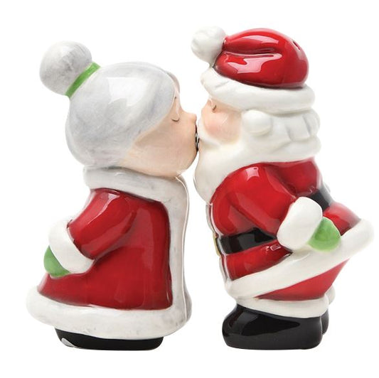 Santa & MRS. Claus Magnetic Salt & Pepper Shaker
