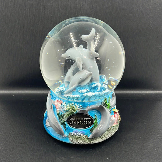 Dolphin 100mm Musical Snow Globe