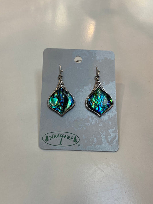 Earring - WME 215 - Paua Fish